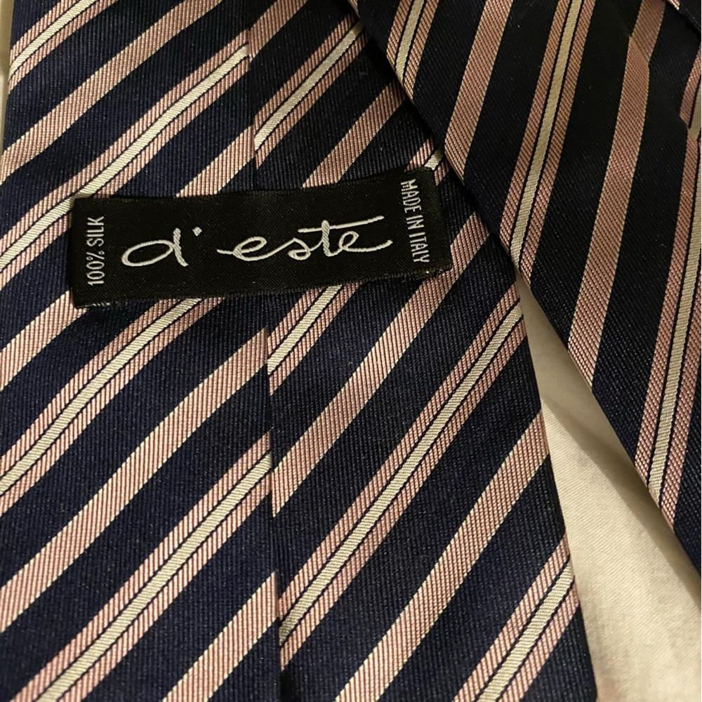 d’ Este Men's Necktie 100% Silk Made In Italy Navy Pink Stripes Elegant Tie EUC